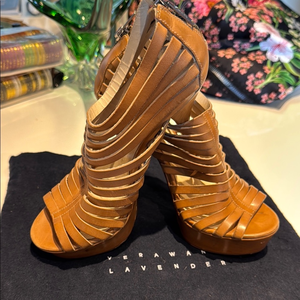 Vera Wang Lavender Brown Strappy Heels EUC Size 6